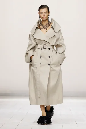 00017-givenchy-spring-2026-ready-to-wear-credit-brand.webp
