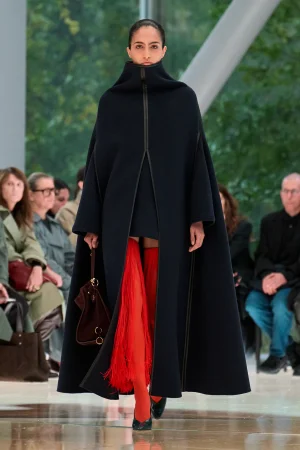 00039-alaia-spring-2026-ready-to-wear-credit-brand.webp