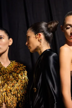 Schiaparelli_PFW_SS26_backstage_acielle_27.webp