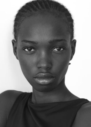 gallery_model_6Ag4ZuJNeTo1.jpg
