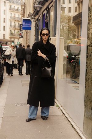 Lina-Zhang-2025-10-06-PFW-SS26-S.jpg