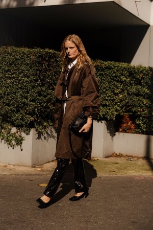 Hanne-Gaby-Odiele-2025-10-04-PFW.jpg