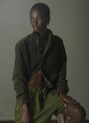 gallery_model_3xFHwbSNMr8P.jpg