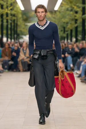 00028-celine-spring-2026-ready-to-wear-credit-brand-min.webp