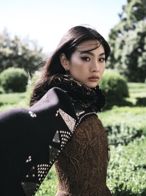 hoyeon-cover-story-louis-vuitton-68eccbc11700f.jpg