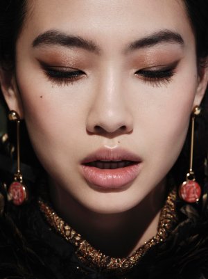 hoyeon-elle-uk-cover-beauty-68eccd23377a8.jpg