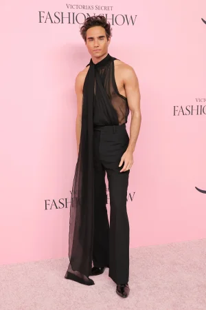 chris-fisher-attends-victorias-secret-113531550.webp