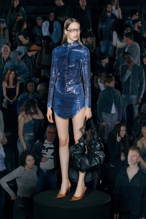00020-diesel-resort-2026-credit-brand.jpg