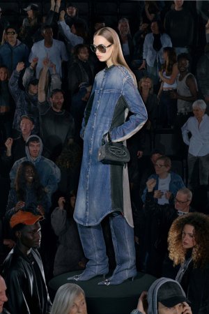 00023-diesel-resort-2026-credit-brand.jpg