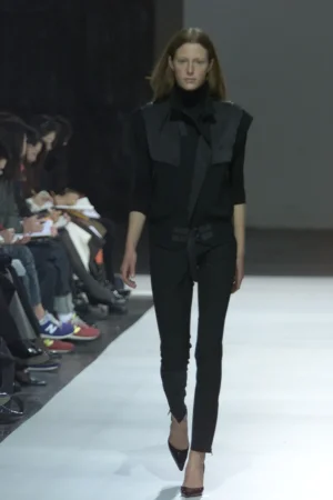 BALENCIAGA-FALL-2000-RTW-11-TAREN-CUNNINGHAM-2C8M8665.webp