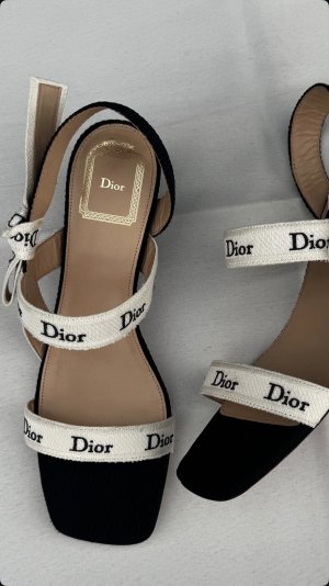 IMG_6373.jpeg IMG_6373.jpeg