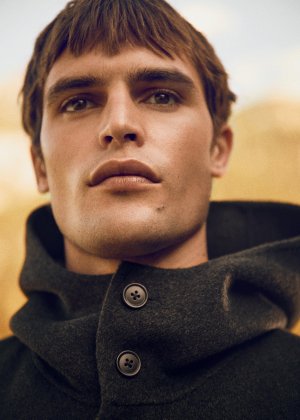 Parker Van Noord Mango Man FW 2025 (16).jpg