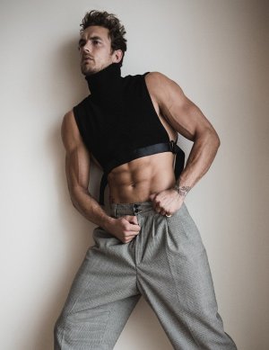 Christian-Hogue-08.jpg