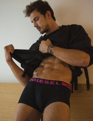 Christian-Hogue-03.jpg
