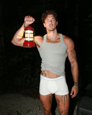 Christian for 2XIST (28).jpg