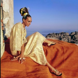 Marisa Berenson in Tina Leser, Vogue - Henry Clarke.jpg