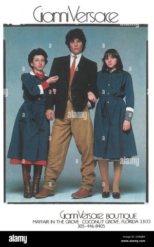 1981-gianni-versace-boutique-florida-ad-2X40JBK.jpg