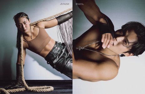 3 Harpers Bazaar Korea 11 25.jpg