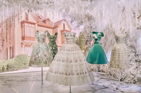 dior-exhibit-paris-2025-csty-003.webp