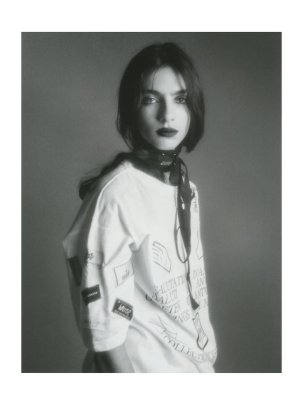 SELF SERVICE 1st cover 🤯❤️ @selfservicemagazine @willyvanderperre 🤍 #olivierrizzo @pieter_muli...jpg