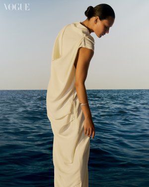 Bela-Carfer_2175_Vogue-Brasil_Wallace-Domingues.jpg