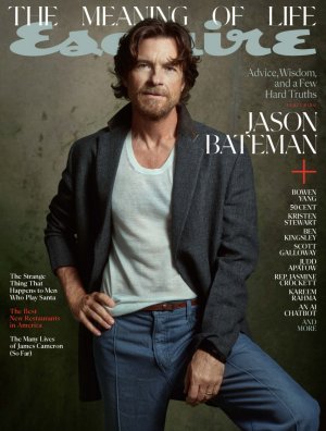1 Esquire USA Winter 2026.jpg