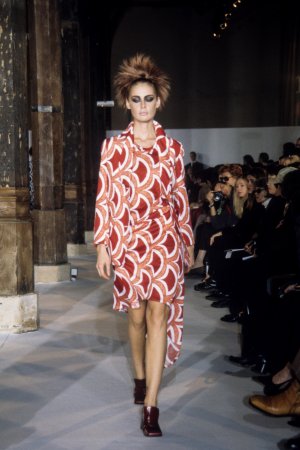 Masaki Matsushima 1997 Women RTW 3.jpg
