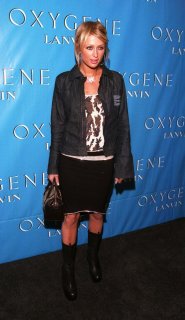 normal_ParisHilton050.jpg