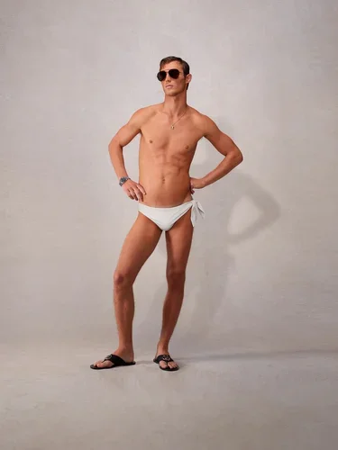 Shop Demna's Gucci La Famiglia Collection | .webp