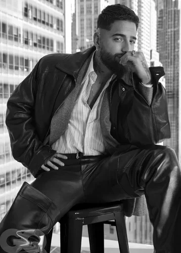 Maluma-para-GQ-MOTY-2025_08.webp