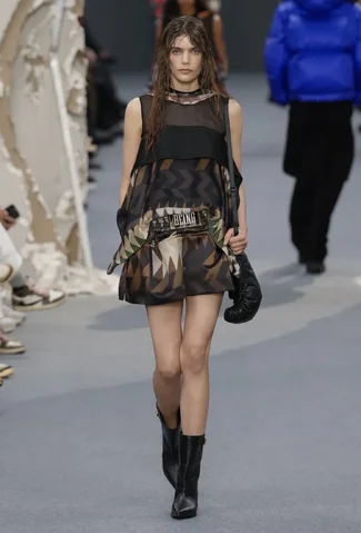 IMG_8454.webp IMG_8454.webp