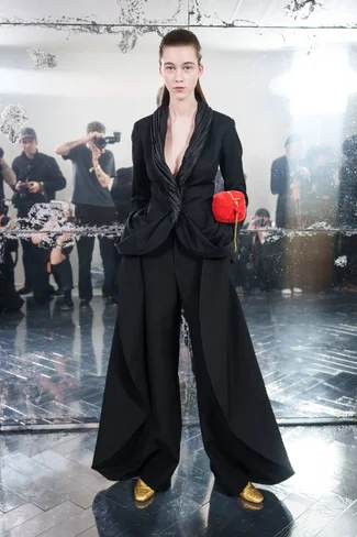 christian-dior-hc-bks-s26-138.webp