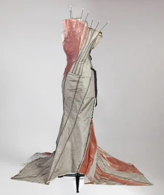 LOT-39-CHRISTIAN-DIOR-HAUTE-COUTURE-BY-JOHN-GALLIANO-A-painted-silk-evening-gown-©George-Mavr...webp