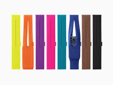 Apple-iPhone-Pocket-and-ISSEY-MIYAKE-short-strap-colors_big.jpg.large_2x.webp