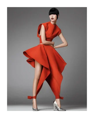 ALAÏA WINTER SPRING 26 JIAHUI ZHANG BY STEVEN MEISEL.webp