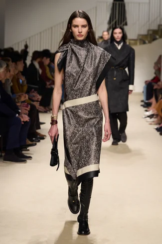 00002-tods-fall-2026-ready-to-wear-credit-gorunway.webp