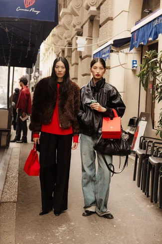 Hejia-Li-Xinyue-Guo-2026-02-28-MFW-FW26-StreetStyle4-MelodieJeng-MEL_0411.webp