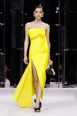 00008-givenchy-fall-2026-ready-to-wear-credit-brand.webp