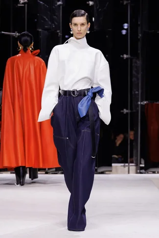 00019-givenchy-fall-2026-ready-to-wear-credit-brand.webp