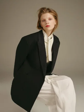 Study Magazine Photographer  Joséphine Löchen Stylist  Rae Boxer_Talent  Hanna Casting Direct...webp