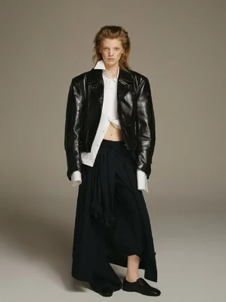 Hanna 🖤 @hannaellisabeth for @study.magazine by @josephinelochen Style @raeboxer Hair @akemi_ki.webp