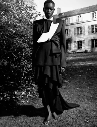 @stef_mitchell shoots and @sydneyrosethomas styles @selfservicemagazine Issue 64.@mapltd (5).webp