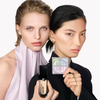 KAROLINA+XINYUE_-FDTxLPH01_PRISME-LIBRE-_ASIA_2026_05_063_RGB_AdobeRGB98_1x1_HD_2160x2160px (2).webp