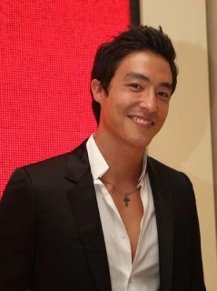 daniel henney 6.jpg