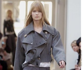 balenciaga_4.jpg