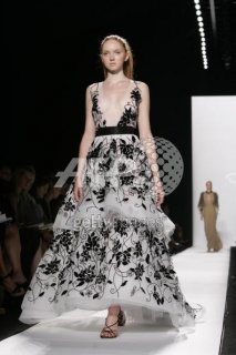 Oscar de la Renta SS 2006 8.jpg