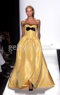 Oscar de la Renta SS 2006 11.jpg