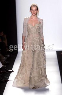 Oscar de la Renta SS 2006 12.jpg