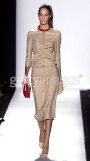 Oscar de la Renta SS 2006 21.jpg