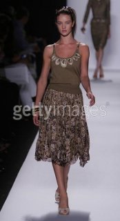 Oscar de la Renta SS 2006 24.jpg